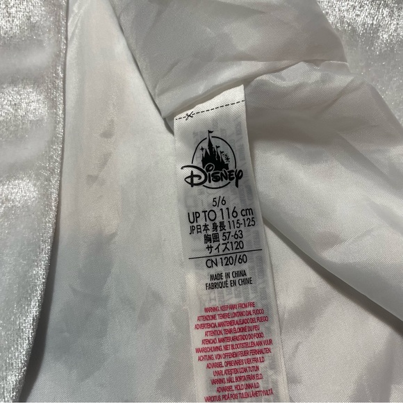 Disney White Velvet Cape Size 5 6 - Picture 5 of 6